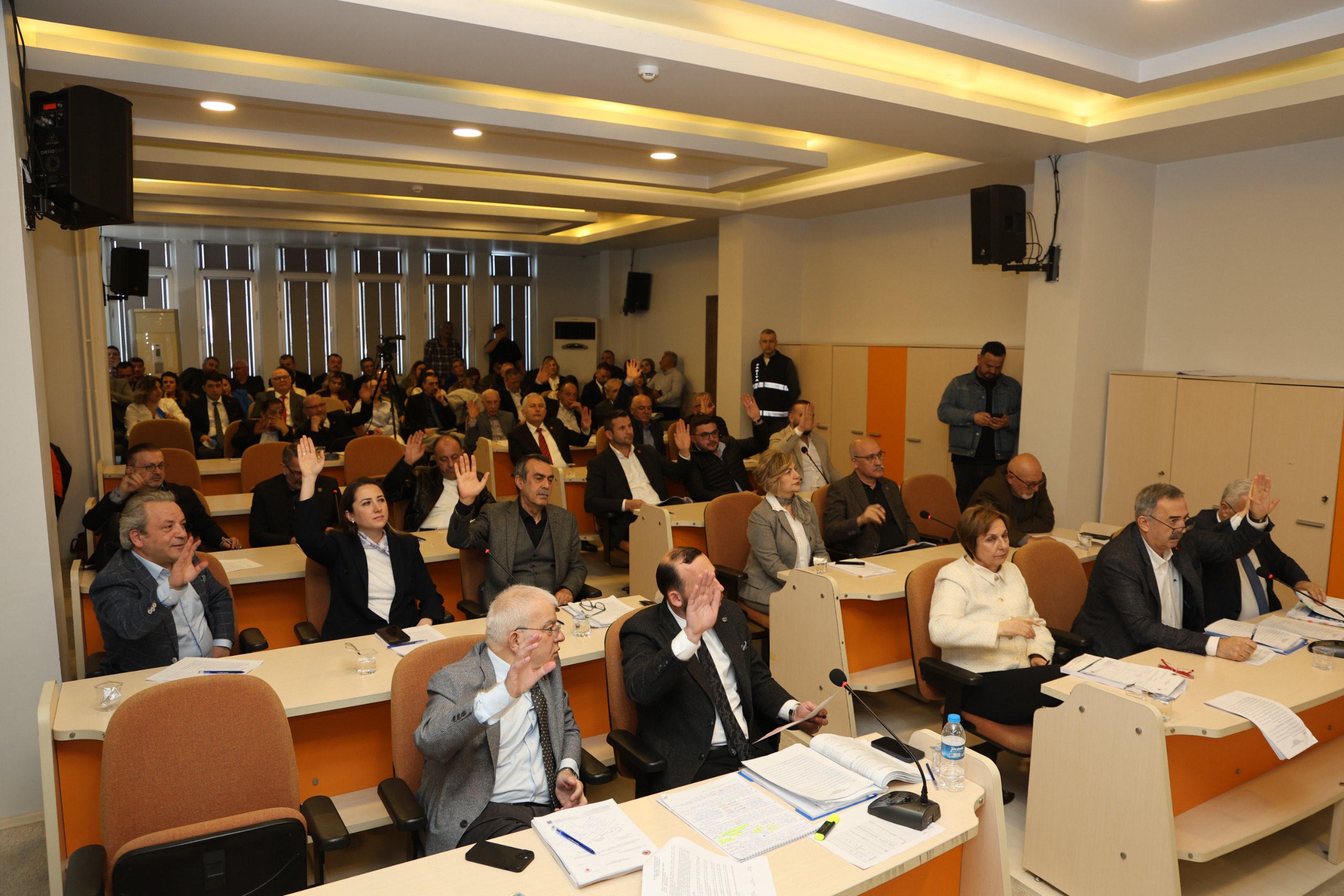 Atakum Belediye Meclisi Nisan Ayı Toplantısı Yoğun Gündemle Gerçekleşti